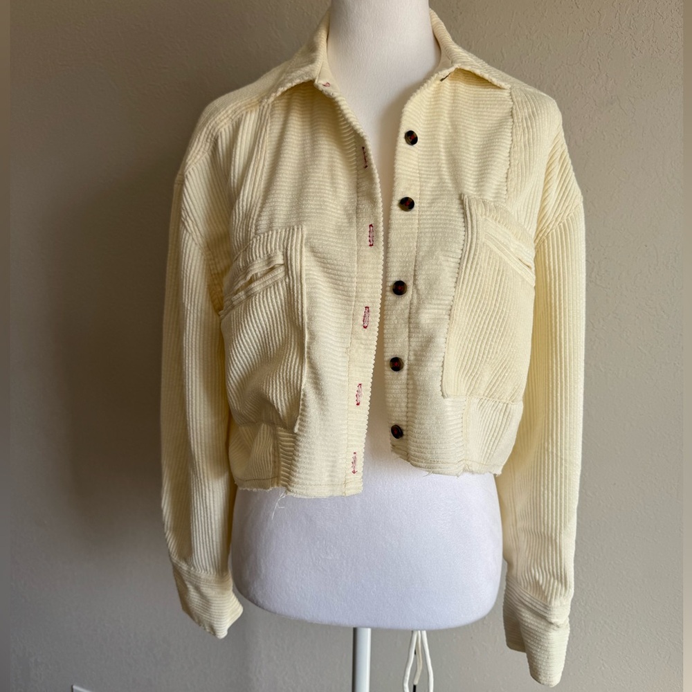 BDG Urban Outfitters Cream Cropped Corduroy Jacket Womens XS Preppy Boxy